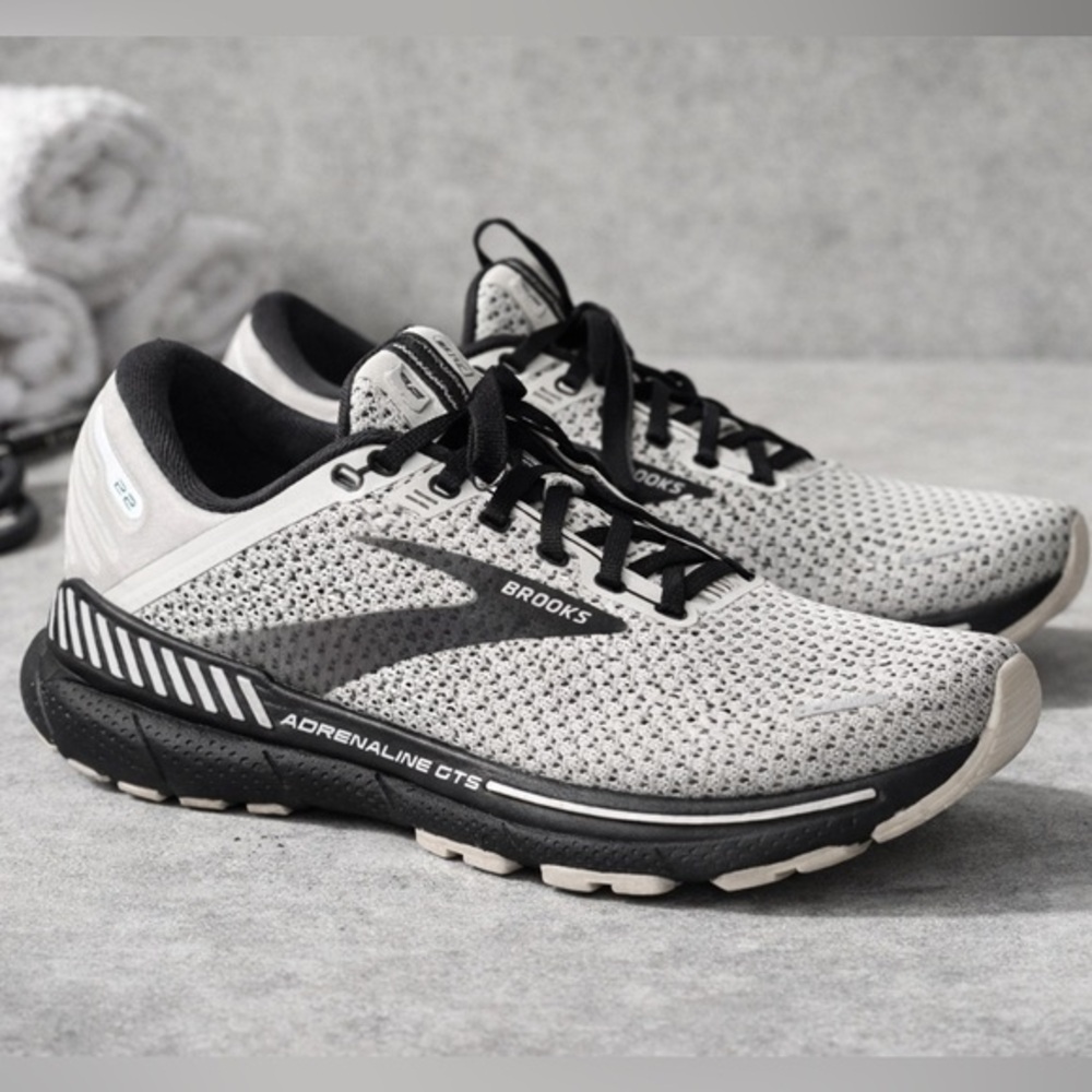 Brooks Adrenaline GTS 22 Women’s Running Shoes Size 9 Gray Black Stability - Picture 1 of 10